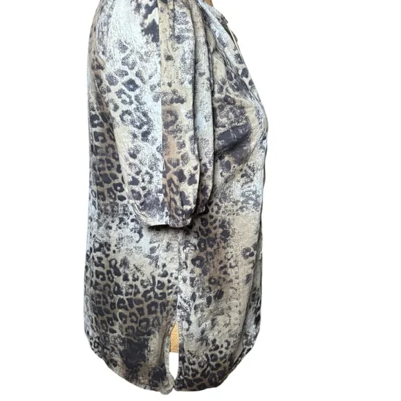 Calvin Klein Leopard Print V-Neck Women's Top Size M - Picture 9 of 15